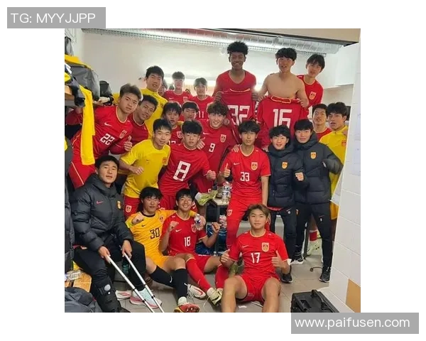 球星与中国足球球员同场竞技精彩对决 揭示全球足球技术与中国足球差距