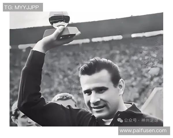 球星化身老年人重返绿茵场展现传奇脚法引发热议