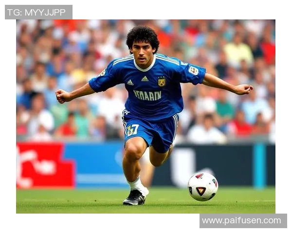 足球球星扮演者身份揭秘：从银幕到绿茵场的精彩变身瞬间